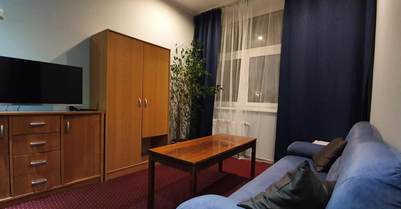 Saraya Wellness & Penzion Teplice Luaran gambar